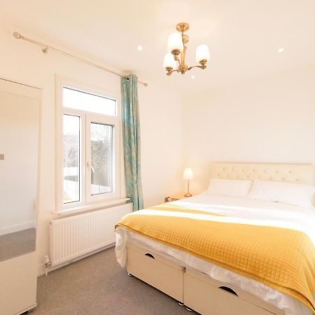 Marigold Villa Харроу Экстерьер фото