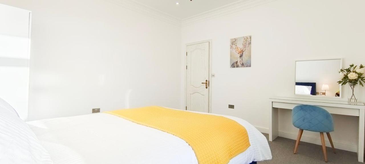 Marigold Villa Харроу Экстерьер фото