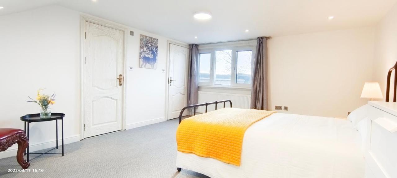 Marigold Villa Харроу Экстерьер фото