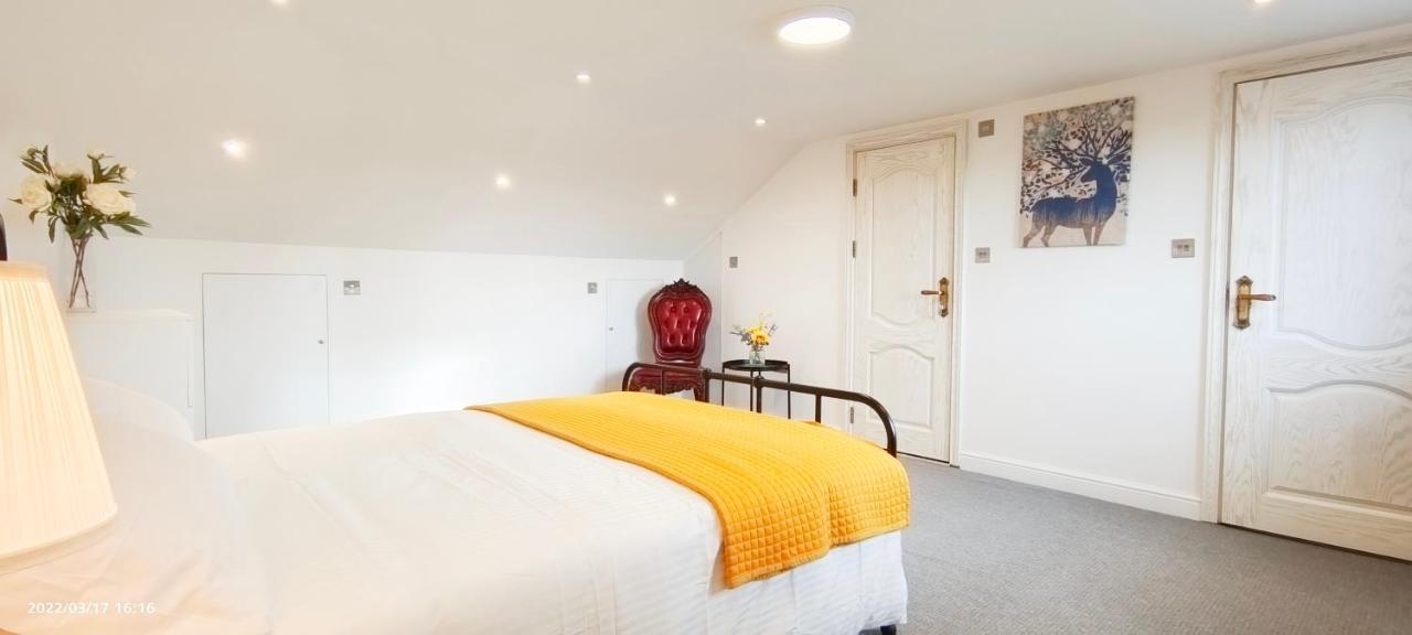 Marigold Villa Харроу Экстерьер фото